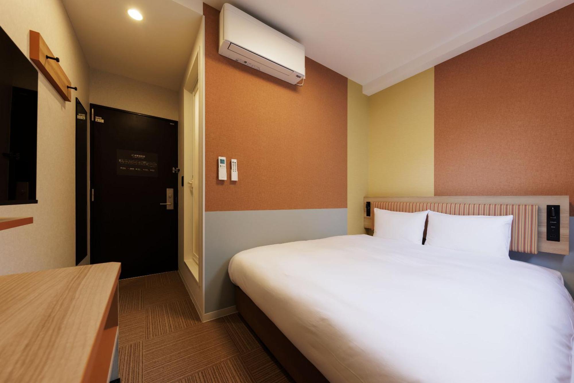 Cvs Bay Hotel Tokyo Exterior photo